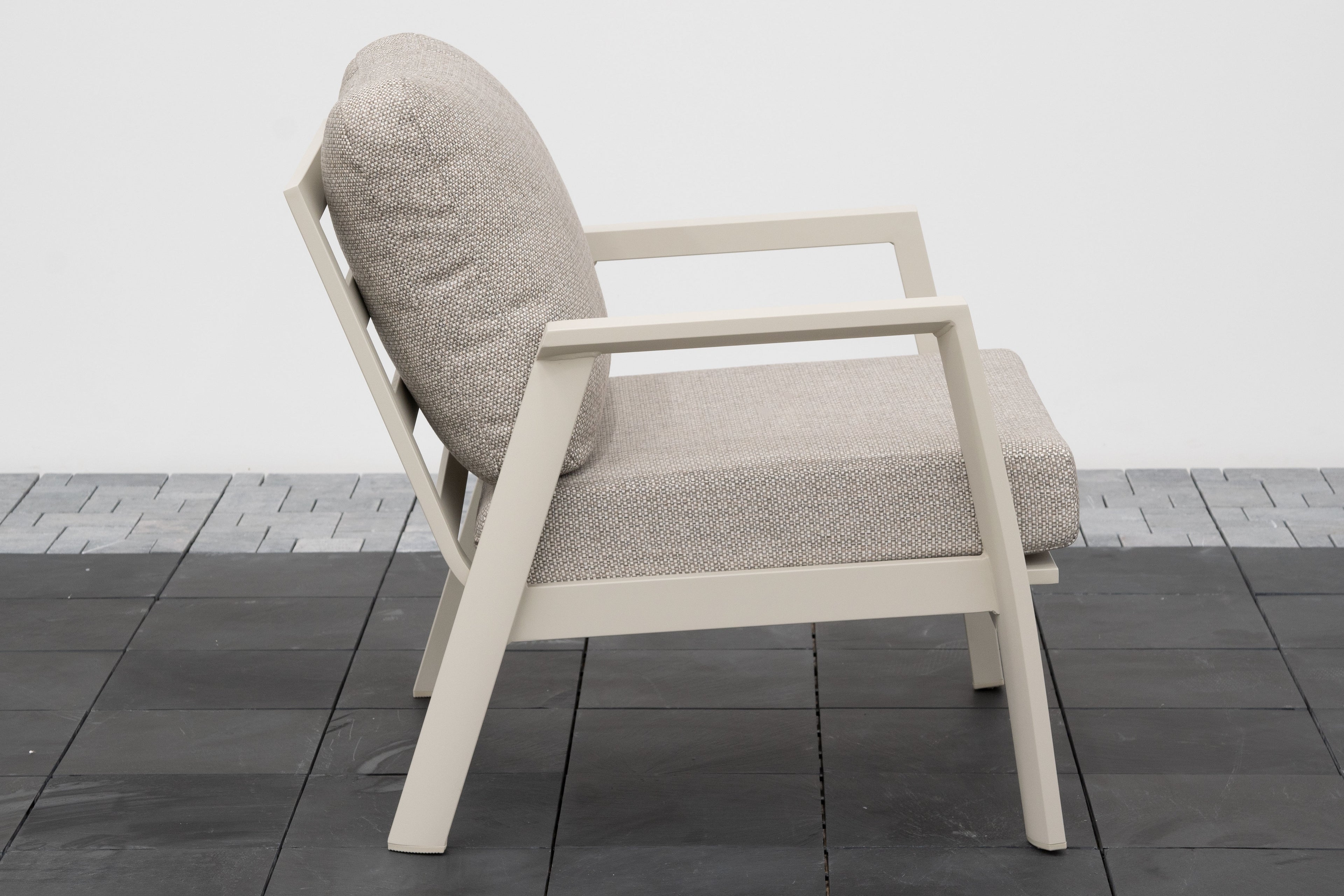 Nova - Phoenix Lounge Armchair - Pebble
